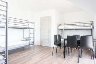 Хостелы Hostel 66 Кросно Спальное место на двухъярусной кровати в общем номере для мужчин и женщин-2
